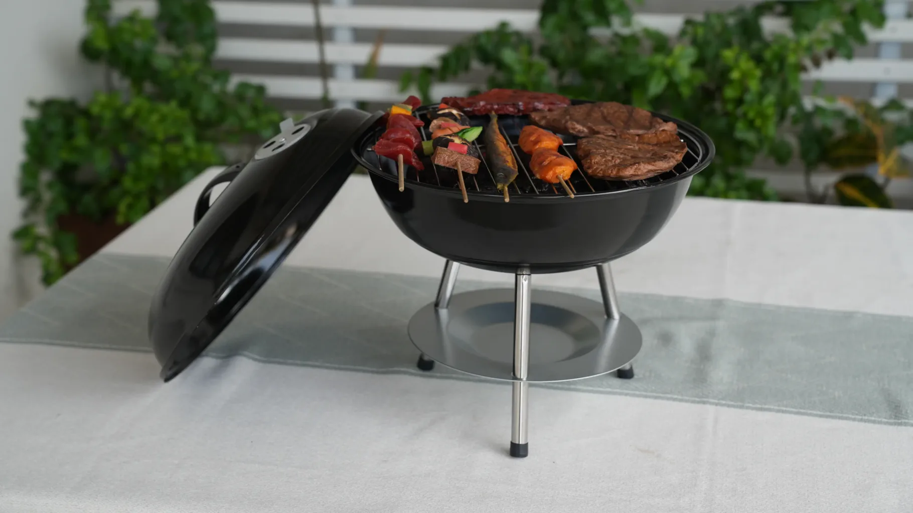 charcoal grill kettle grill