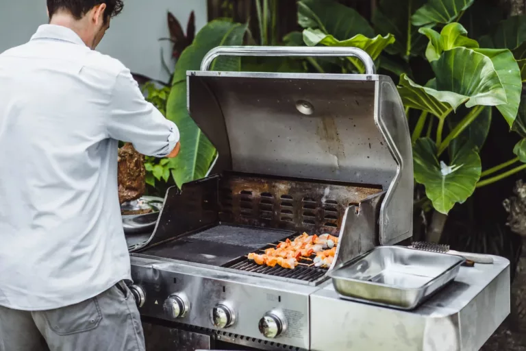 Is a Propane Grill and Smoker Combo Better for Your Outdoor Cooking Needs